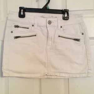 American Eagle White jean skirt
